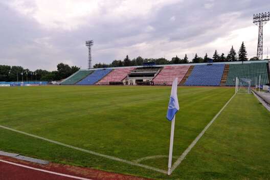 
            "Десну" оштрафовали на 150 тыс. грн за расизм в матче с "Зарей"        