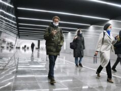 Опрос: 15% россиян выступили за бессрочный масочный режим