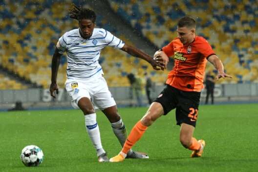 
            "Шахтер" &mdash; "Динамо": досрочное чемпионство или обострение интриги        